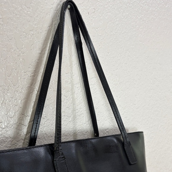 Kate Spade Sleek Black Tote Bag - Picture 6 of 17